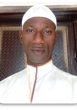  الأستاذ محمد بن محمود